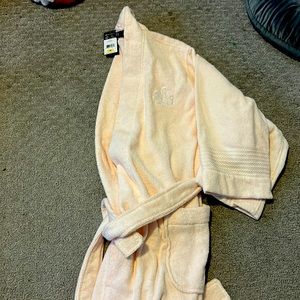 Brand New medium Ralph Lauren terry cloth robe. size medium